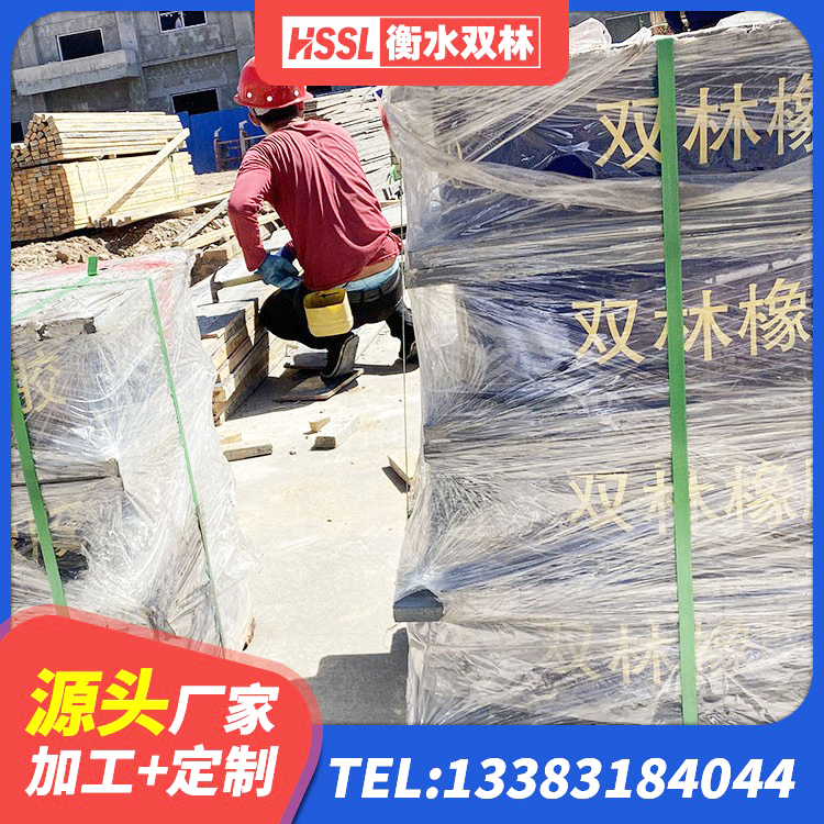 宾川县固定型抗震支座价格表 宾川县高阻尼减橡胶隔震支座生产厂家 宾川县橡胶隔震支座LNRLRB源头工厂 宾川县LNR800隔震支座多少钱 - 第1张